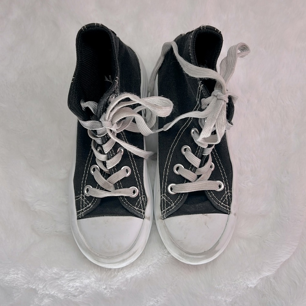 Tommy Bahama kids shoes